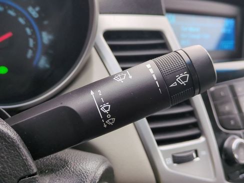 Used 2011 Chevrolet Cruze LS w/ Connectivity Package image 24