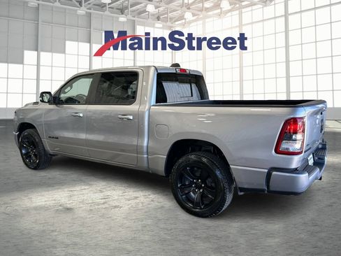 Used 2022 RAM 1500 Big Horn AWD/4WD image 3