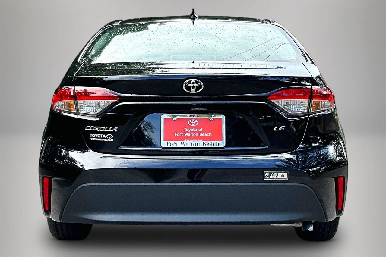 Used 2026 Toyota Corolla LE FWD image 6