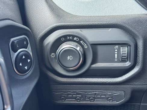 Certified 2024 Jeep Wrangler Unlimited Sport AWD/4WD image 23
