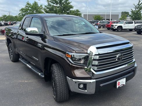 Used 2020 Toyota Tundra Limited w/ Limited Premium Package AWD/4WD image 8