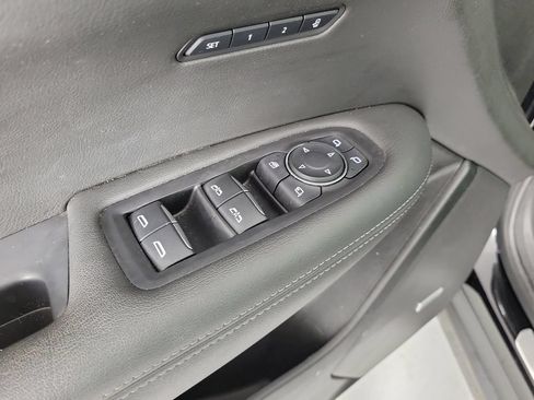 Used 2024 Cadillac XT6 Luxury FWD image 21