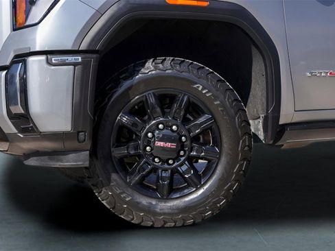 Used 2024 GMC Sierra 3500 AT4 w/ AT4 Premium Plus Package image 4