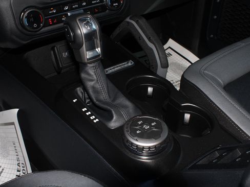 Used 2023 Ford Bronco Big Bend image 16