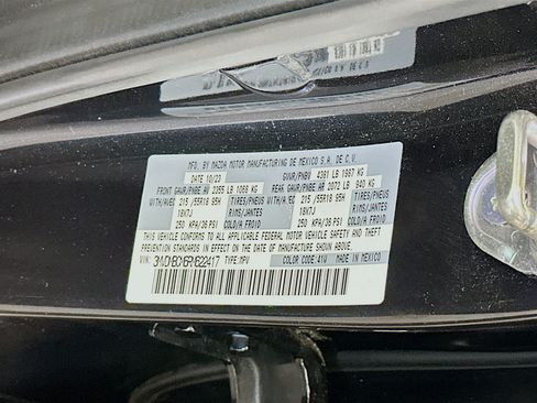 Used 2024 MAZDA CX-30 AWD 2.5 S w/ Preferred Package image 12