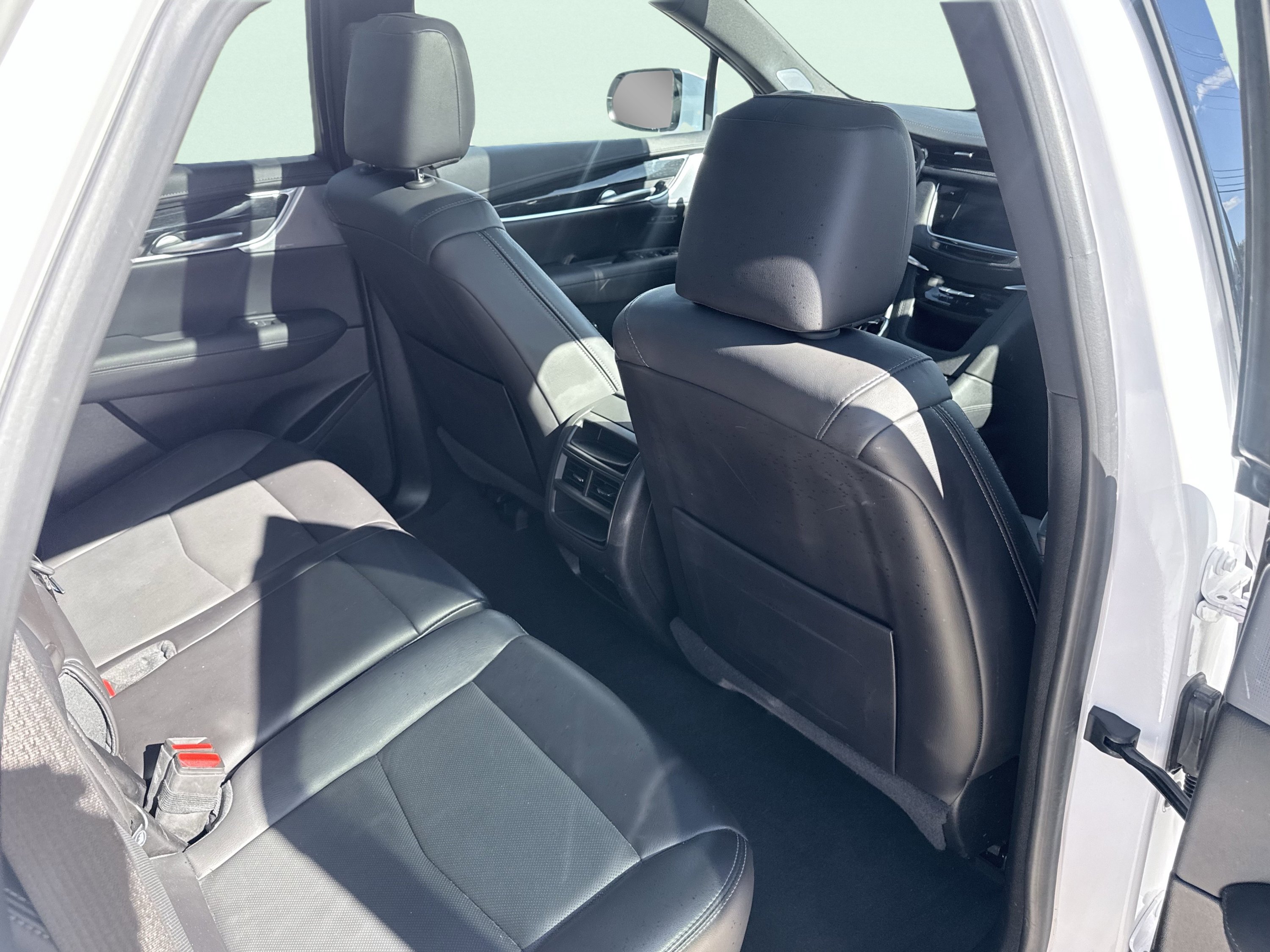 Used 2025 Cadillac XT5 Premium Luxury FWD image 37