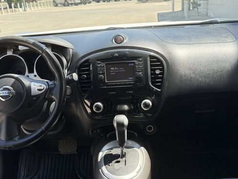 Used 2014 Nissan Juke SV w/ Navigation Package FWD image 33