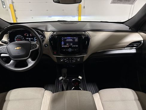Used 2024 Chevrolet Traverse LS w/ Safety Package FWD image 10