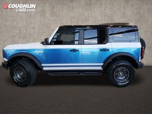New 2025 Ford Bronco Badlands w/ Sasquatch Package image 2