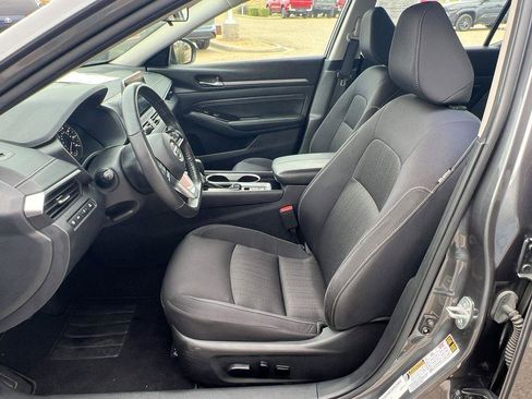 Used 2021 Nissan Altima 2.5 SV w/ SV Premium Package image 40