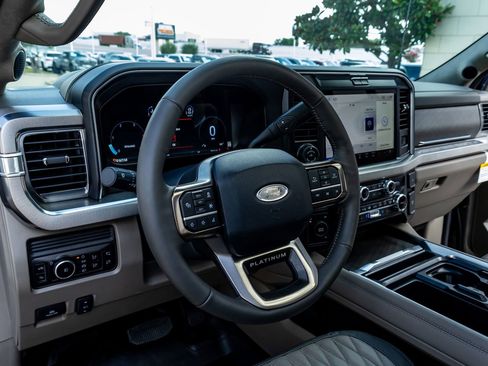 Used 2026 Ford F450 Platinum w/ Platinum Plus Package AWD/4WD image 17