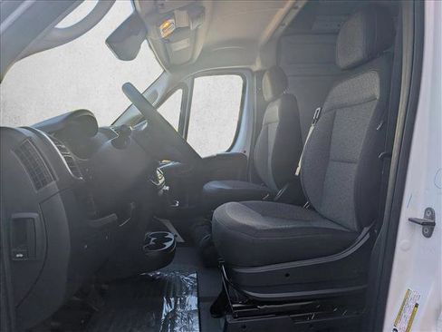 New 2026 RAM ProMaster 2500 w/ Quick Order Package 22G SLT image 4