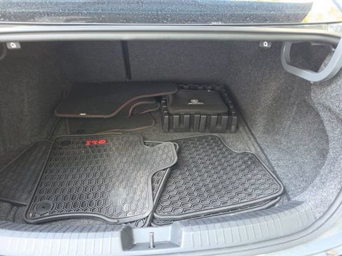 Used 2022 Volkswagen Jetta GLI Autobahn FWD image 7