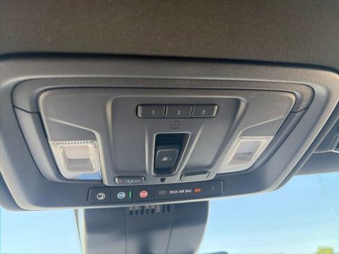 New 2026 GMC Sierra 1500 AT4 w/ AT4 Premium Package AWD/4WD image 24