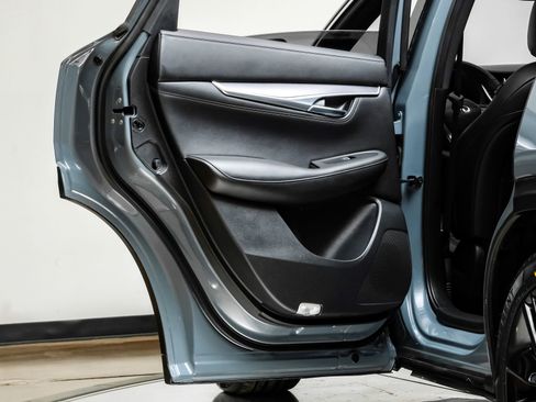 Used 2023 INFINITI QX55 Luxe w/ Cargo Package image 46