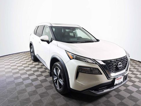 Used 2023 Nissan Rogue SL w/ SL Premium Package AWD/4WD image 3