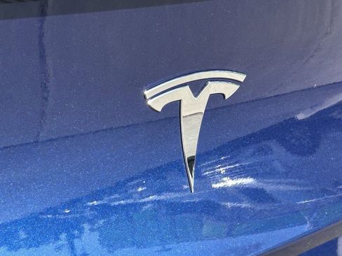 Used 2022 Tesla Model Y Performance image 31