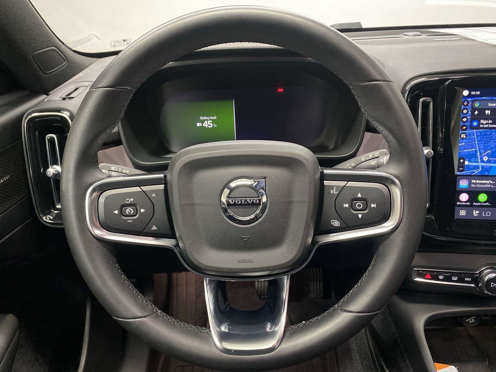 Used 2023 Volvo XC40 Recharge Ultimate w/ Protection Package Premier AWD/4WD image 15