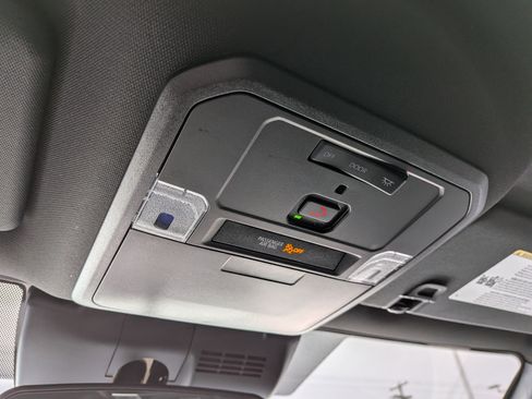 Used 2024 Toyota Tacoma SR image 20