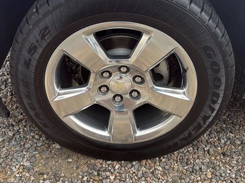 Used 2017 Chevrolet Tahoe LS w/ All-Season Package RWD image 44