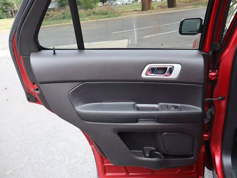 Used 2012 Ford Explorer Limited FWD image 26