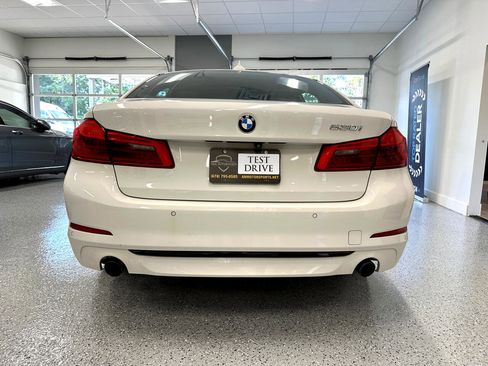 Used 2019 BMW 530i w/ Convenience Package image 8