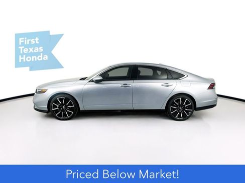 New 2026 Honda Accord Touring image 4