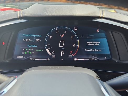 Used 2021 Chevrolet Corvette Stingray Preferred Cpe w/ Z51 Performance Package RWD image 20