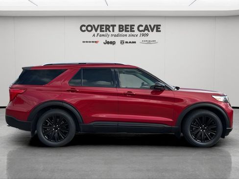 Used 2022 Ford Explorer Limited w/ Hybrid Equipment Group 310A image 11