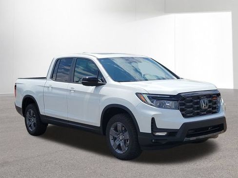 Used 2024 Honda Ridgeline TrailSport image 13