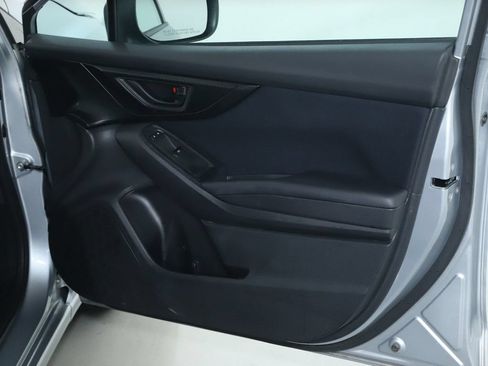 Used 2018 Subaru Impreza 2.0i AWD/4WD image 32