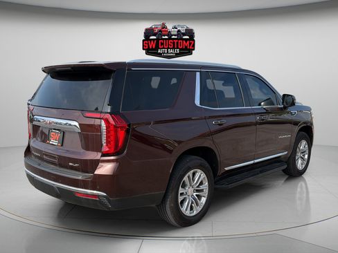 Used 2023 GMC Yukon SLT w/ SLT Premium Package AWD/4WD image 7