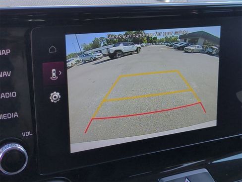 Used 2023 Kia Sorento S w/ Panoramic Sunroof Package image 19