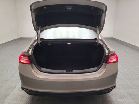 Used 2023 Chevrolet Malibu LT FWD image 29