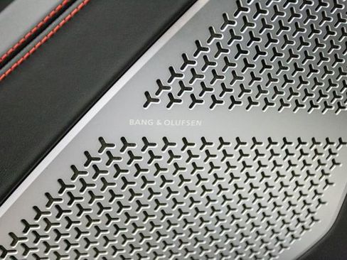 Used 2022 Lamborghini Urus image 62