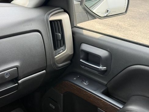 Used 2017 GMC Sierra 1500 Denali AWD/4WD image 12