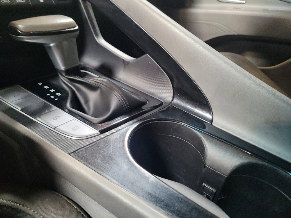Used 2022 Hyundai Elantra SEL w/ Convenience Package FWD image 26