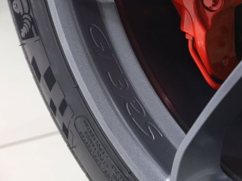 Used 2019 Porsche 911 GT3 RS image 21