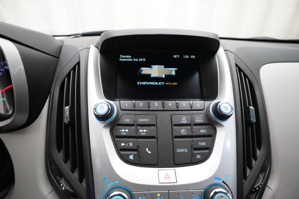 Used 2017 Chevrolet Equinox LT AWD/4WD image 6