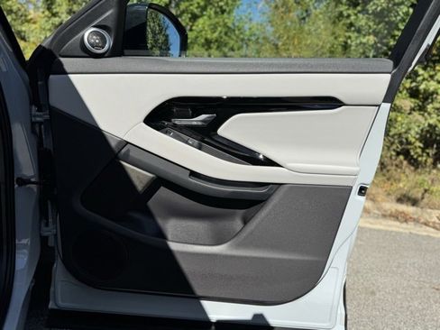 Used 2026 Land Rover Range Rover Evoque S image 20