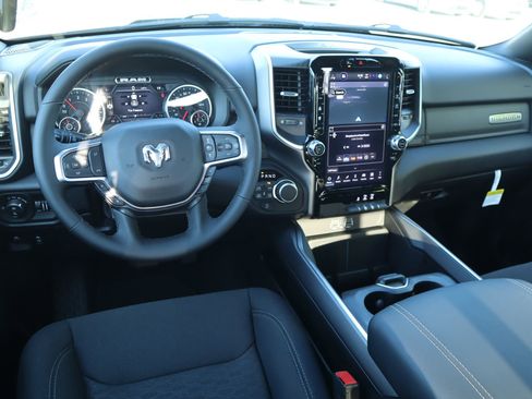 New 2026 RAM 1500 Big Horn AWD/4WD image 2
