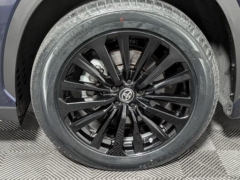 Used 2024 Toyota Highlander XSE image 50