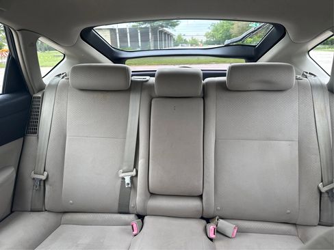 Used 2006 Toyota Prius FWD image 25