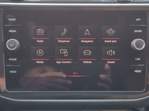 Used 2024 Volkswagen Tiguan SE R-Line FWD image 16