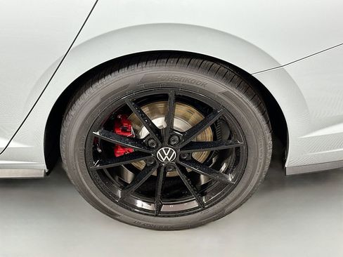 New 2026 Volkswagen Jetta GLI Autobahn image 9