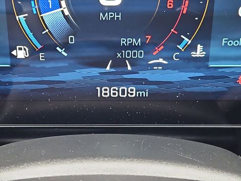 Certified 2025 Chevrolet Equinox LT image 16