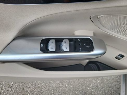Used 2022 Mercedes-Benz C 300 Sedan image 28