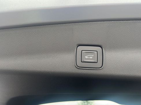 New 2026 Chevrolet TrailBlazer LT w/ Convenience Package FWD image 42
