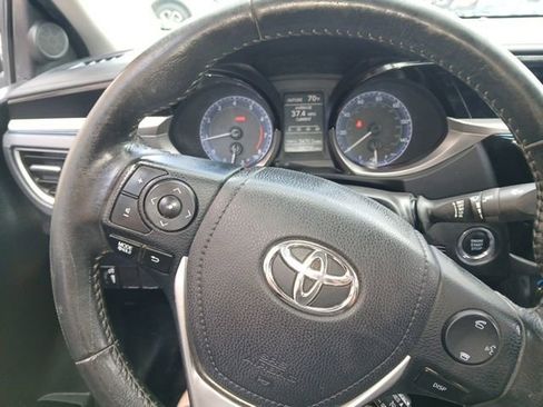 Used 2015 Toyota Corolla S image 32