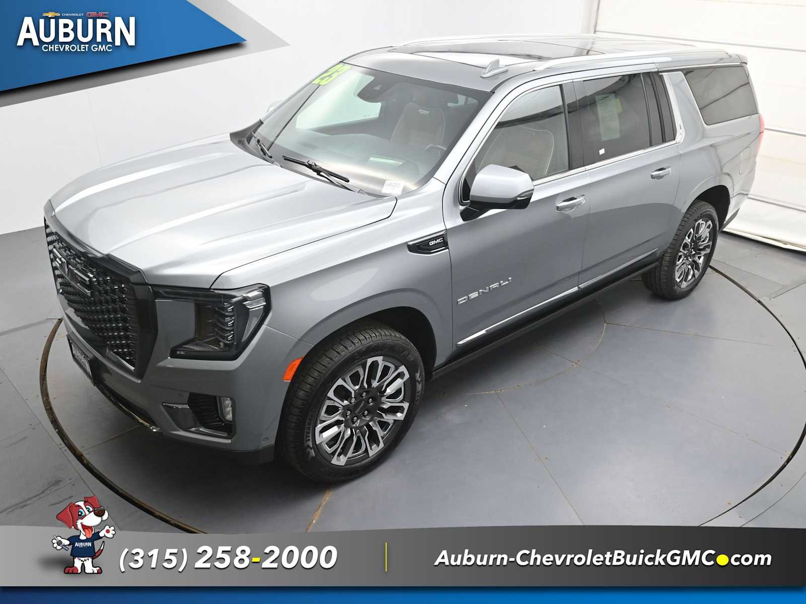 Used 2023 GMC Yukon XL Denali Ultimate AWD/4WD image 30